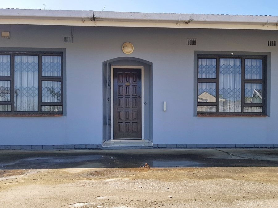 3 Bedroom Property for Sale in Sezela KwaZulu-Natal