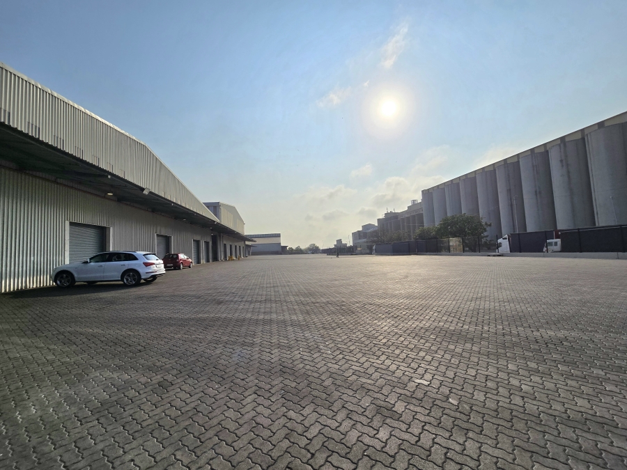 To Let Commercial Property for Rent in Mobeni KwaZulu-Natal