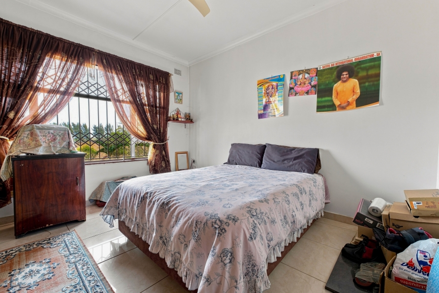 3 Bedroom Property for Sale in Tinley Manor KwaZulu-Natal