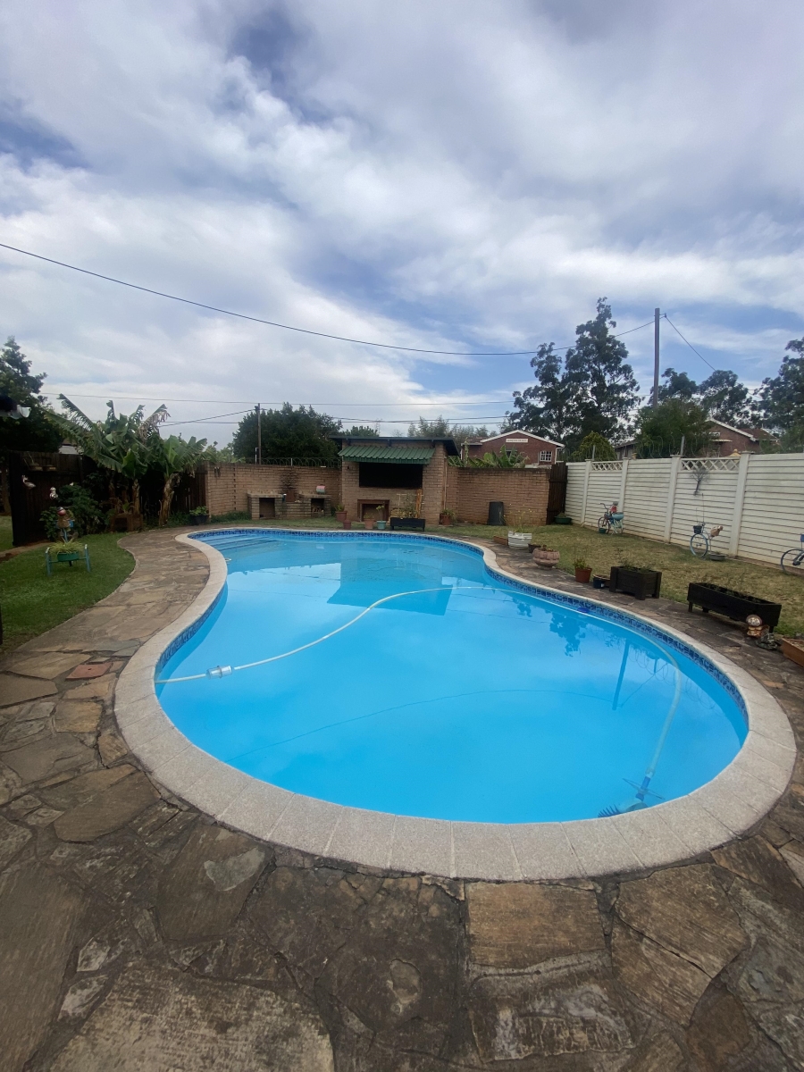 To Let 3 Bedroom Property for Rent in Prestbury KwaZulu-Natal