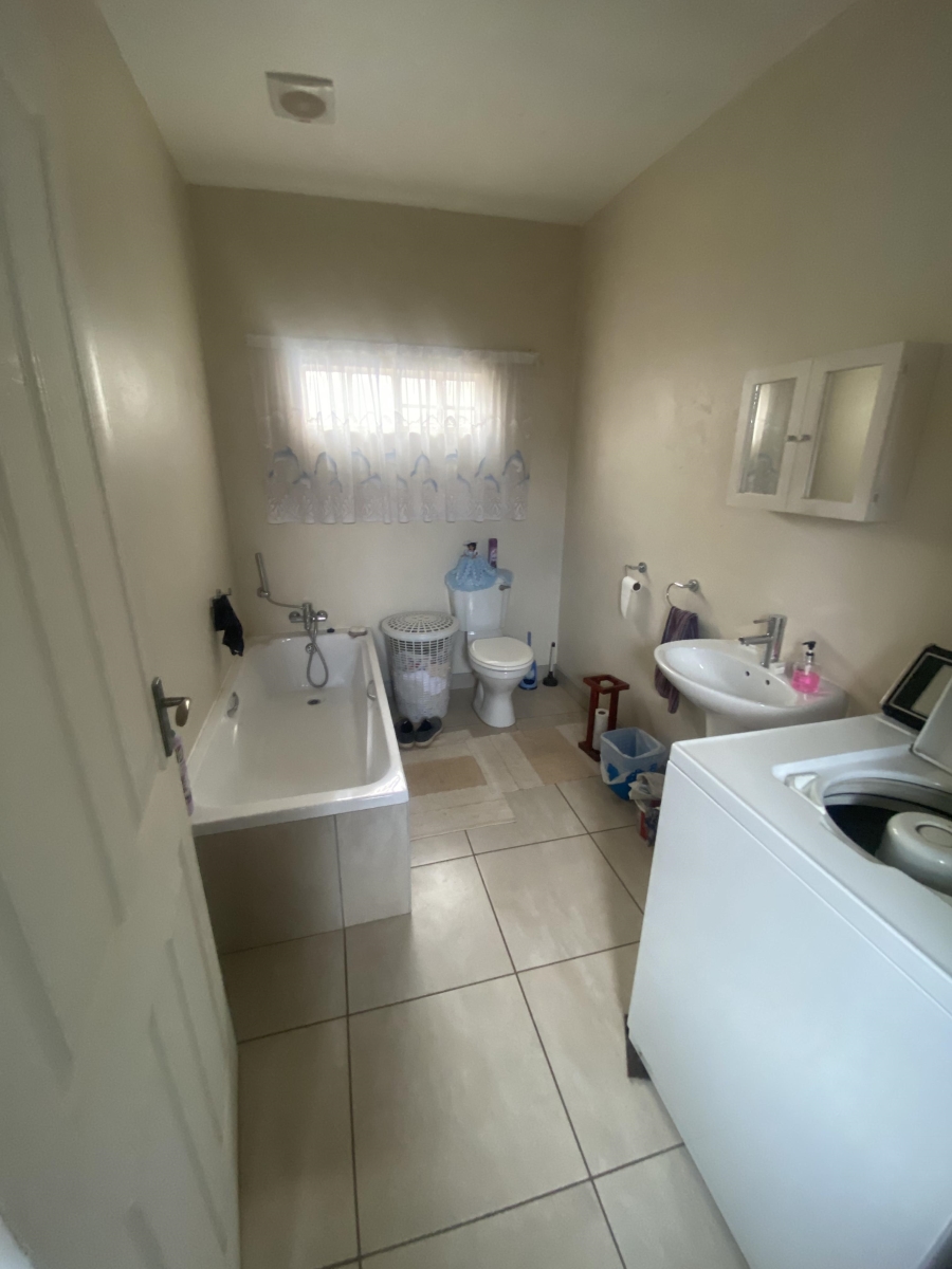 To Let 3 Bedroom Property for Rent in Prestbury KwaZulu-Natal