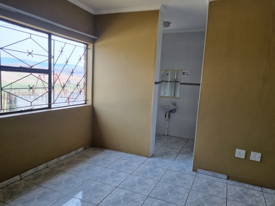 12 Bedroom Property for Sale in Aviary Hill KwaZulu-Natal