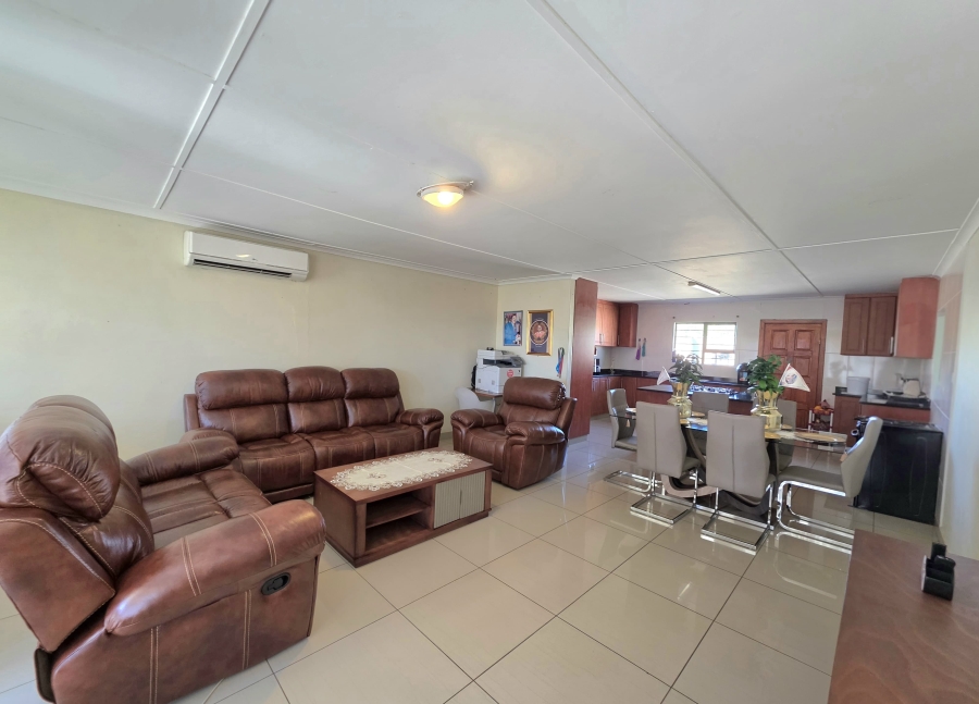 3 Bedroom Property for Sale in ZSM Industrial KwaZulu-Natal