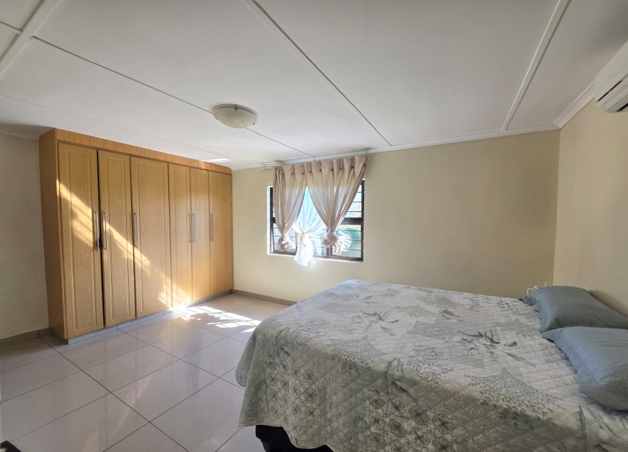3 Bedroom Property for Sale in ZSM Industrial KwaZulu-Natal