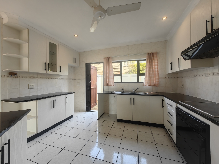 3 Bedroom Property for Sale in Scottburgh Central KwaZulu-Natal