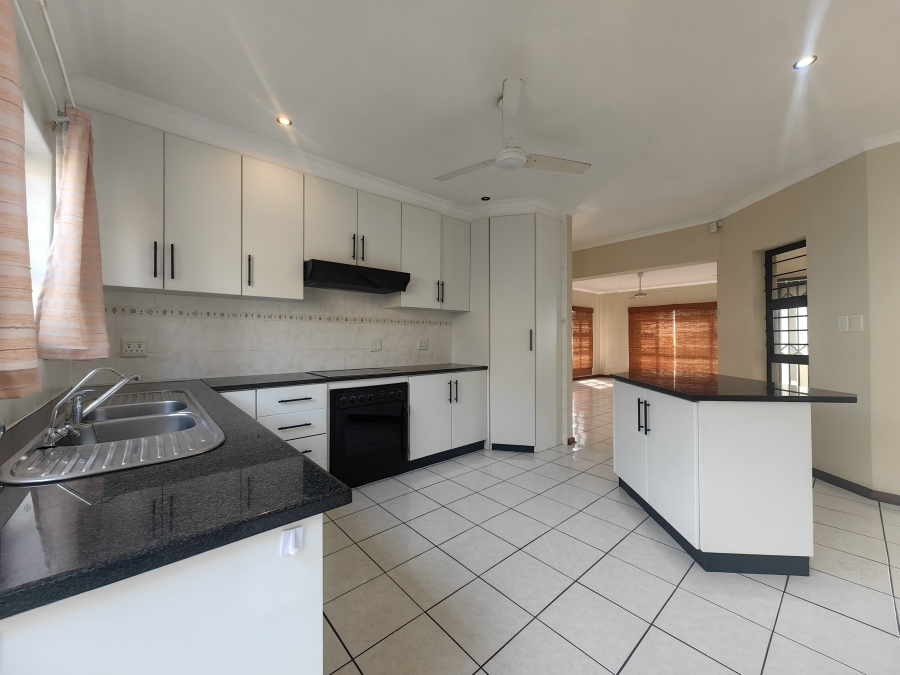 3 Bedroom Property for Sale in Scottburgh Central KwaZulu-Natal