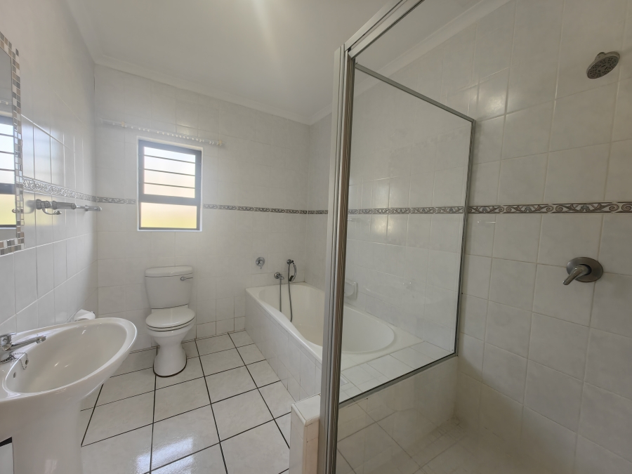 3 Bedroom Property for Sale in Scottburgh Central KwaZulu-Natal