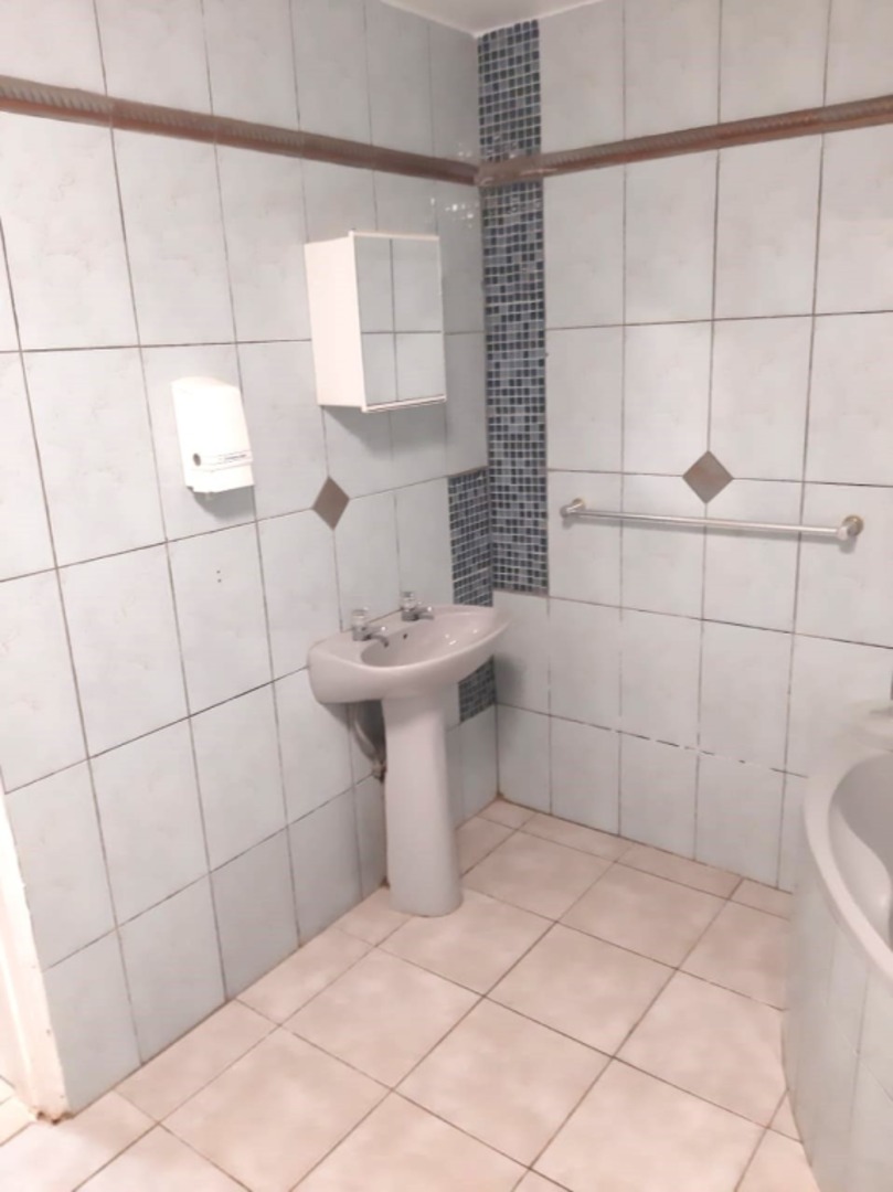 2 Bedroom Property for Sale in Ocean View KwaZulu-Natal