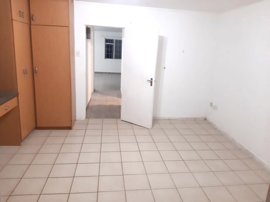 2 Bedroom Property for Sale in Ocean View KwaZulu-Natal