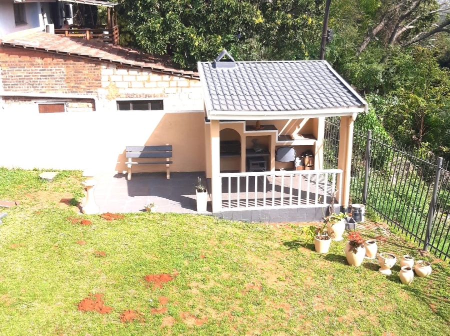 2 Bedroom Property for Sale in Ocean View KwaZulu-Natal