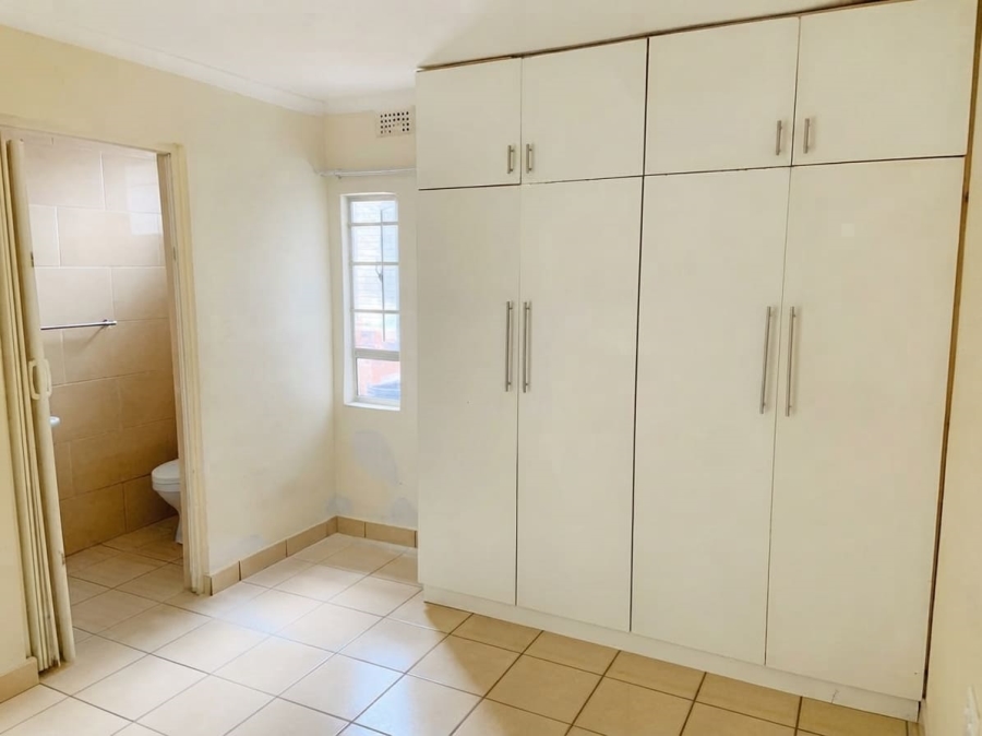 To Let 2 Bedroom Property for Rent in Escombe KwaZulu-Natal