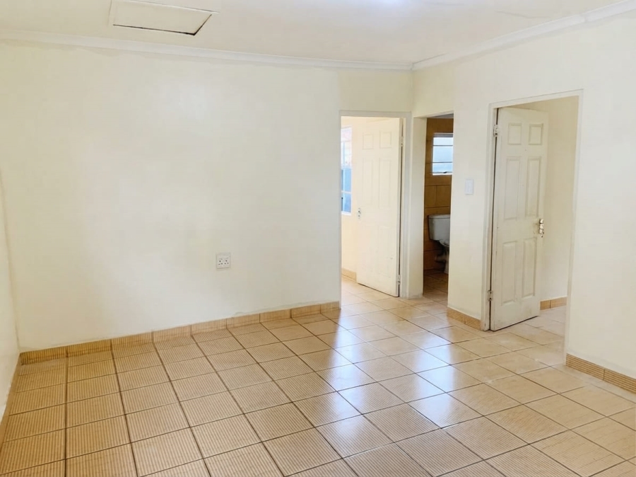 To Let 2 Bedroom Property for Rent in Escombe KwaZulu-Natal