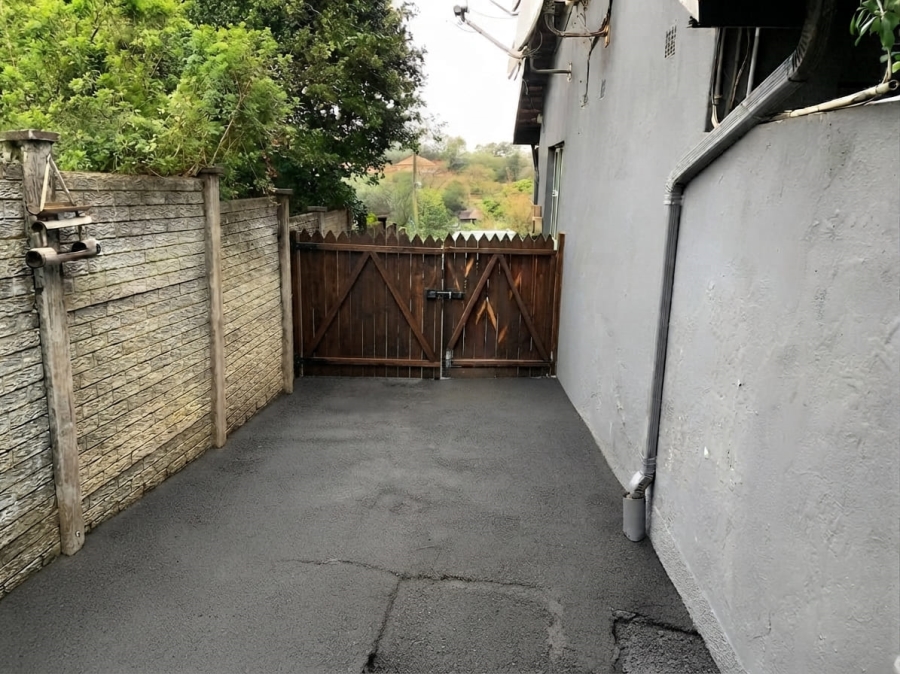 To Let 2 Bedroom Property for Rent in Escombe KwaZulu-Natal