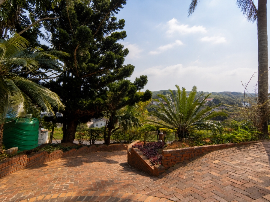 4 Bedroom Property for Sale in La Mercy KwaZulu-Natal