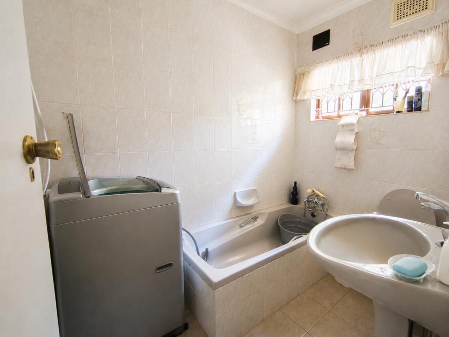 4 Bedroom Property for Sale in La Mercy KwaZulu-Natal