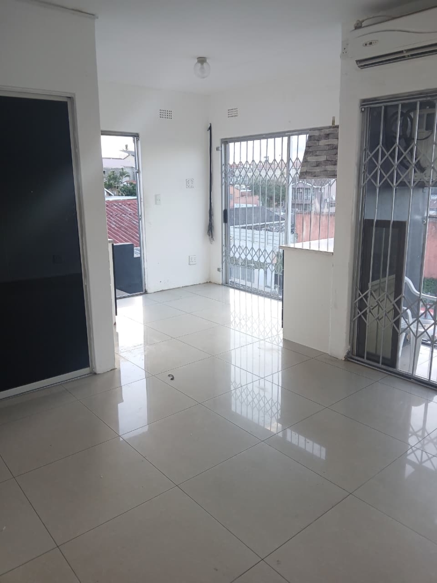 To Let 2 Bedroom Property for Rent in Sunford KwaZulu-Natal