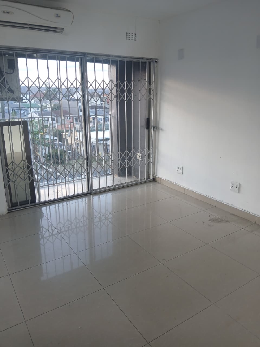 To Let 2 Bedroom Property for Rent in Sunford KwaZulu-Natal