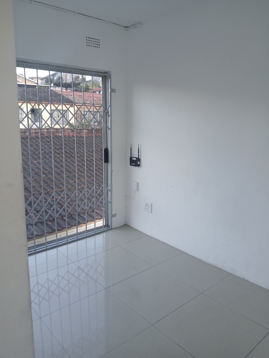 To Let 2 Bedroom Property for Rent in Sunford KwaZulu-Natal