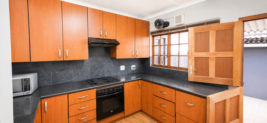 5 Bedroom Property for Sale in Nyala Park KwaZulu-Natal