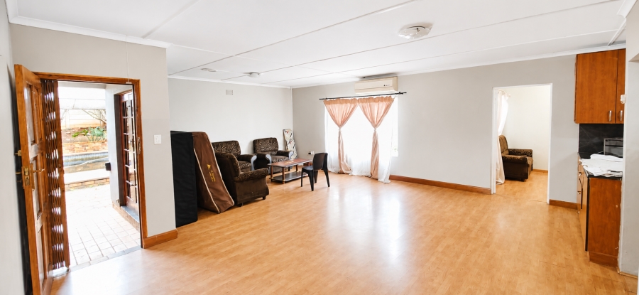5 Bedroom Property for Sale in Nyala Park KwaZulu-Natal
