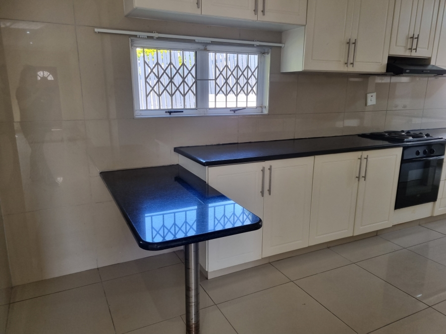 To Let 3 Bedroom Property for Rent in Somerset Park KwaZulu-Natal