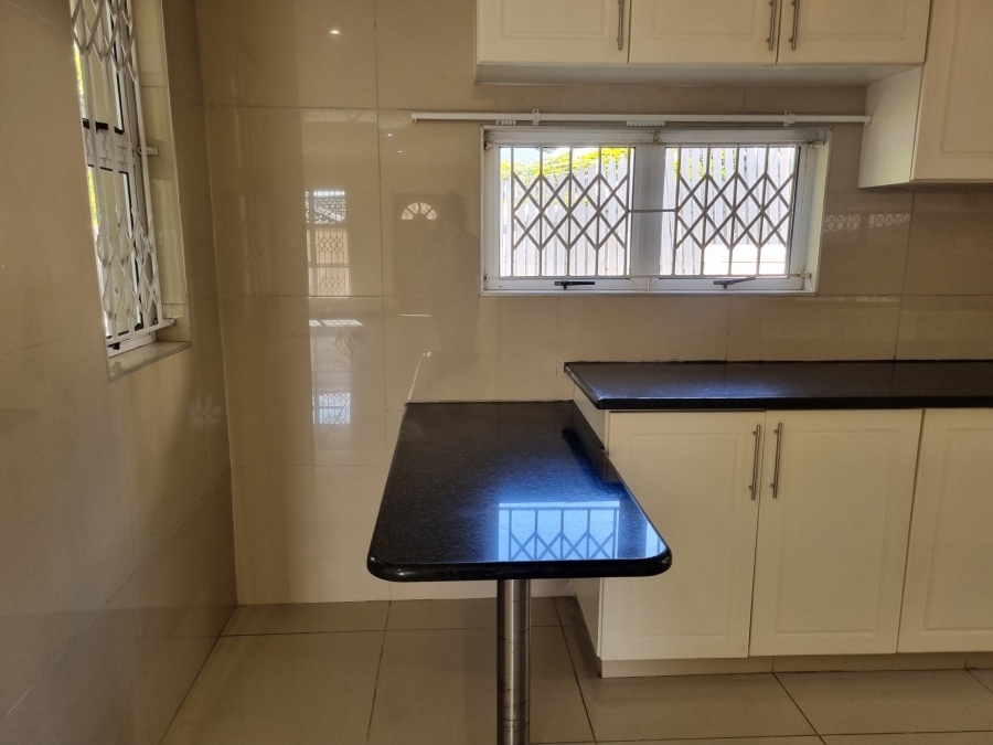 To Let 3 Bedroom Property for Rent in Somerset Park KwaZulu-Natal
