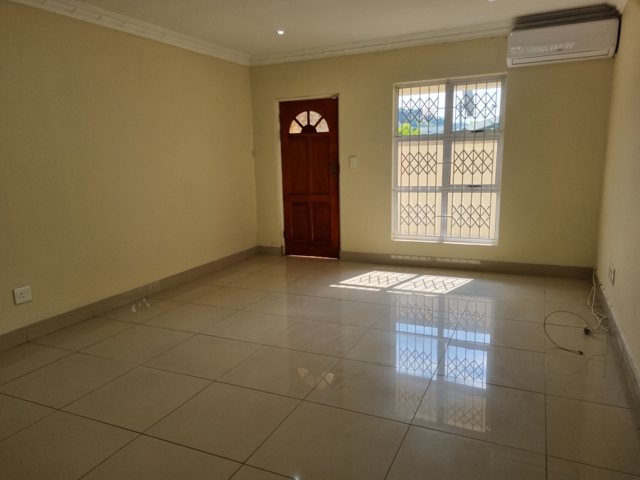 To Let 3 Bedroom Property for Rent in Somerset Park KwaZulu-Natal