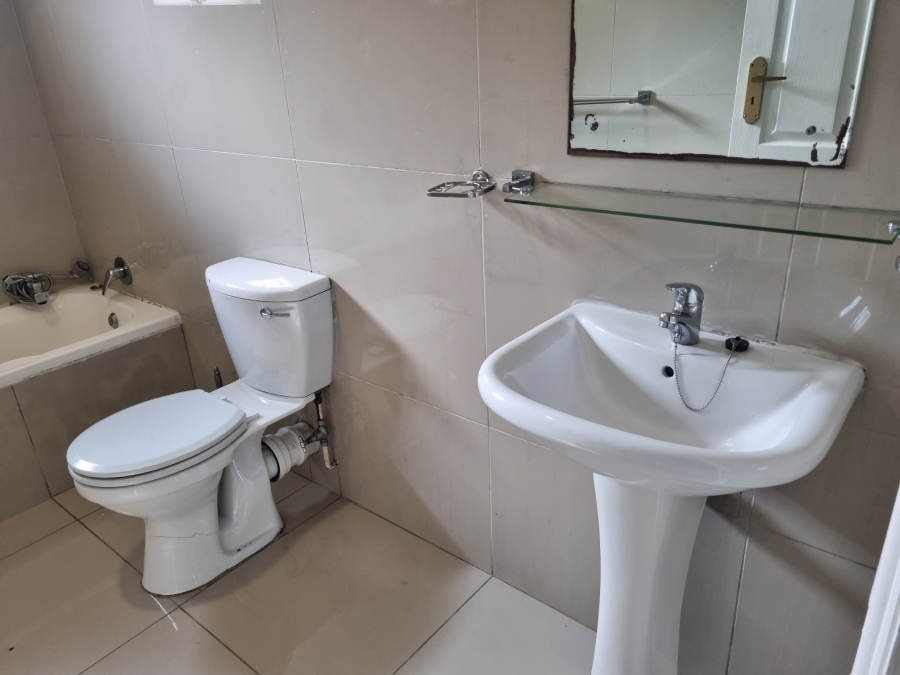 To Let 3 Bedroom Property for Rent in Somerset Park KwaZulu-Natal