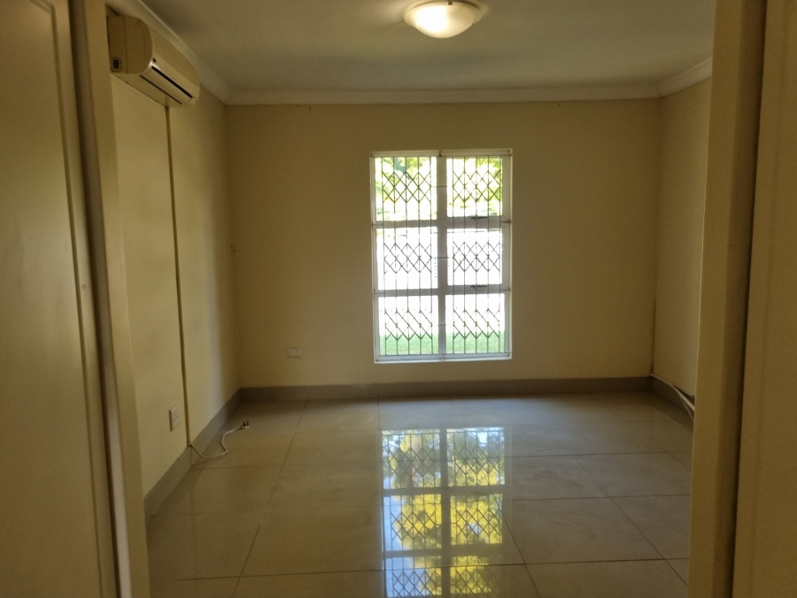 To Let 3 Bedroom Property for Rent in Somerset Park KwaZulu-Natal