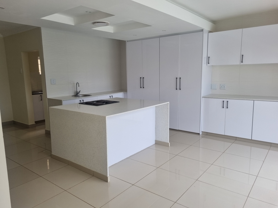 To Let 4 Bedroom Property for Rent in Durban North KwaZulu-Natal