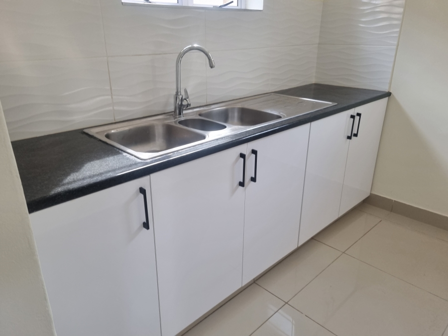 To Let 4 Bedroom Property for Rent in Durban North KwaZulu-Natal