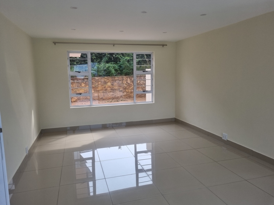 To Let 4 Bedroom Property for Rent in Durban North KwaZulu-Natal