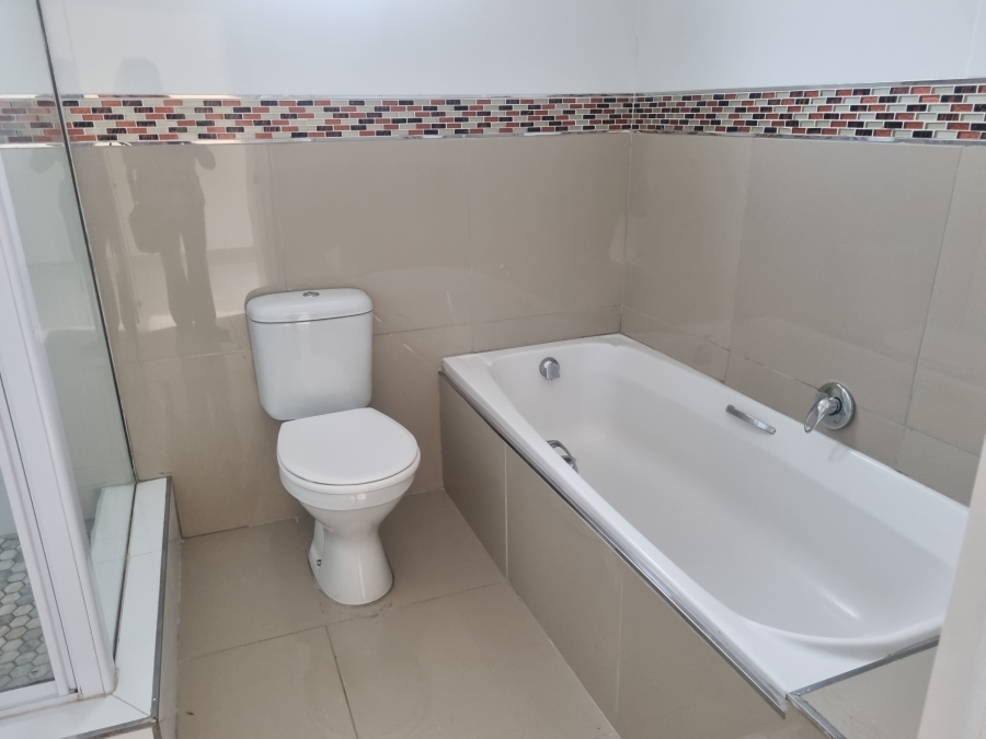 To Let 4 Bedroom Property for Rent in Durban North KwaZulu-Natal