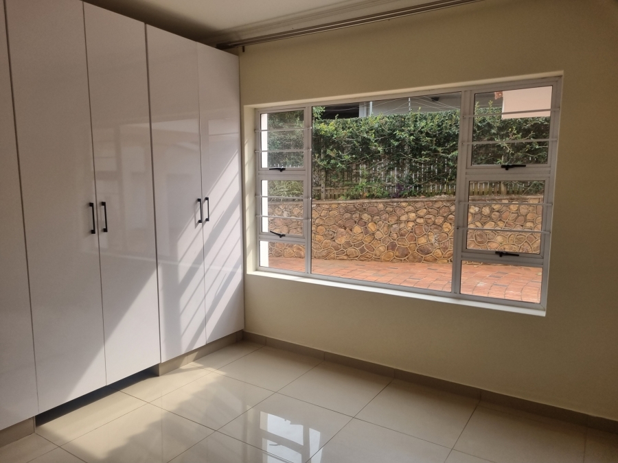 To Let 4 Bedroom Property for Rent in Durban North KwaZulu-Natal