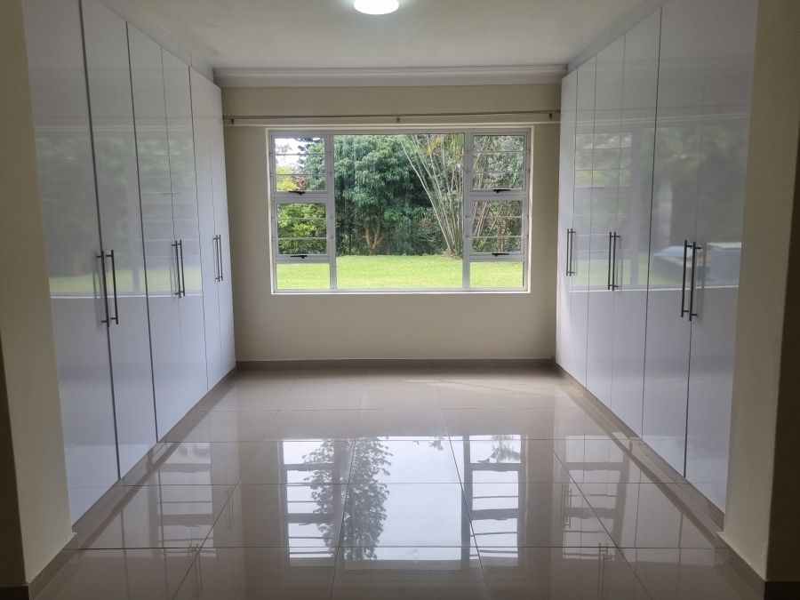 To Let 4 Bedroom Property for Rent in Durban North KwaZulu-Natal