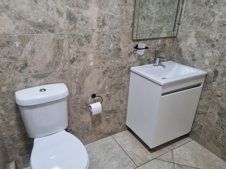 To Let 4 Bedroom Property for Rent in Durban North KwaZulu-Natal