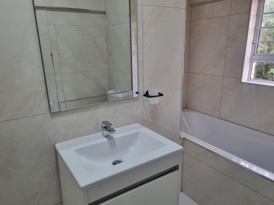 To Let 4 Bedroom Property for Rent in Durban North KwaZulu-Natal