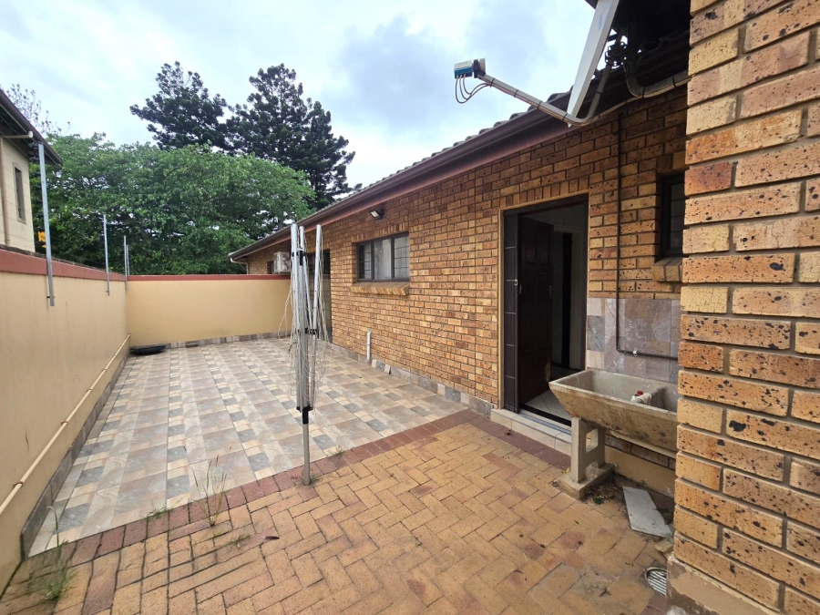 To Let 3 Bedroom Property for Rent in Somerset Park KwaZulu-Natal