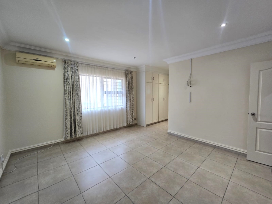 To Let 3 Bedroom Property for Rent in Somerset Park KwaZulu-Natal