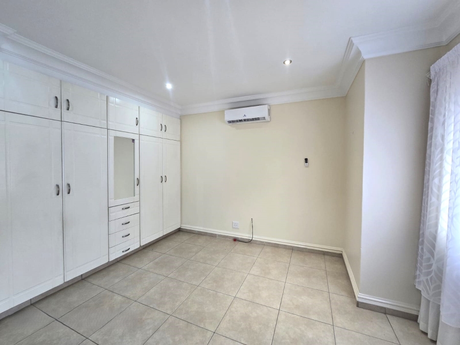 To Let 3 Bedroom Property for Rent in Somerset Park KwaZulu-Natal