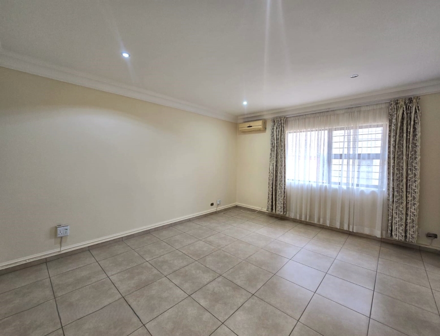 To Let 3 Bedroom Property for Rent in Somerset Park KwaZulu-Natal
