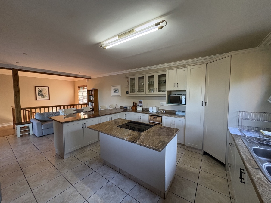 4 Bedroom Property for Sale in Kelso KwaZulu-Natal