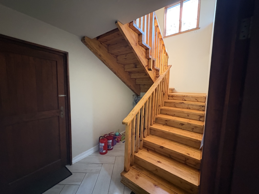 4 Bedroom Property for Sale in Kelso KwaZulu-Natal