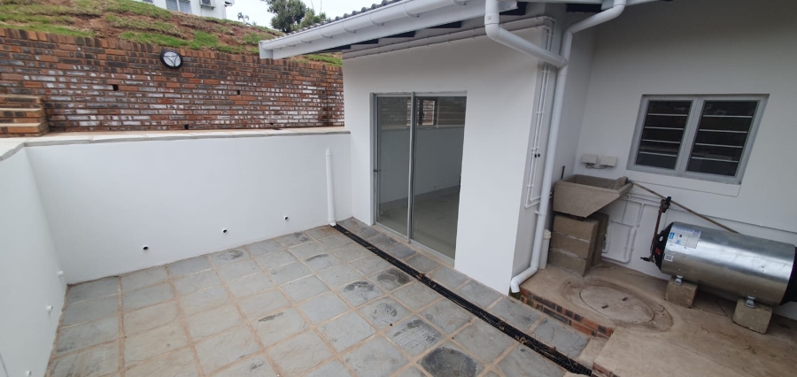 To Let 1 Bedroom Property for Rent in Bluff KwaZulu-Natal
