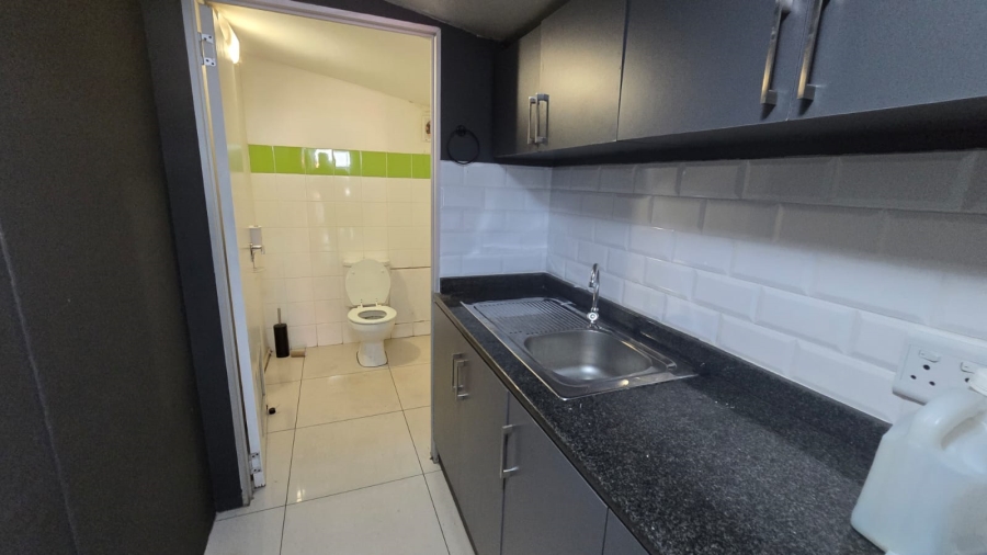 To Let Commercial Property for Rent in Ballito Commercial District KwaZulu-Natal