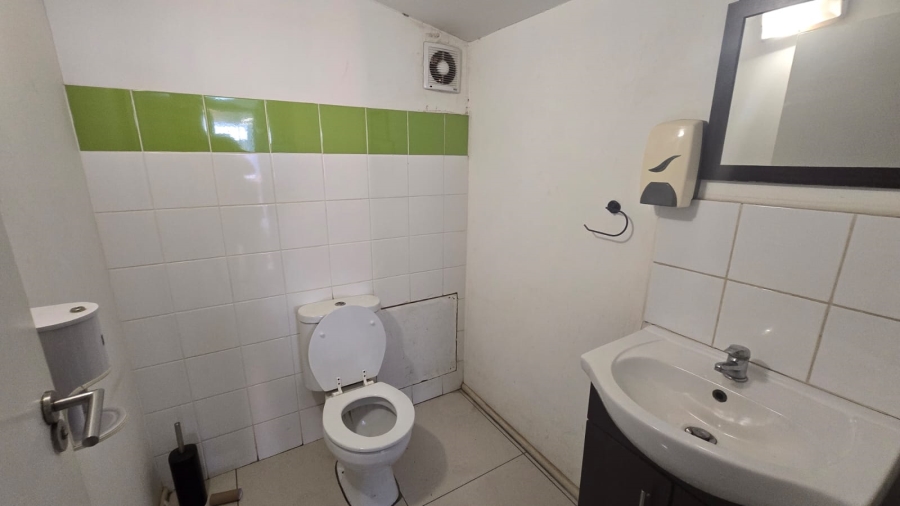 To Let Commercial Property for Rent in Ballito Commercial District KwaZulu-Natal