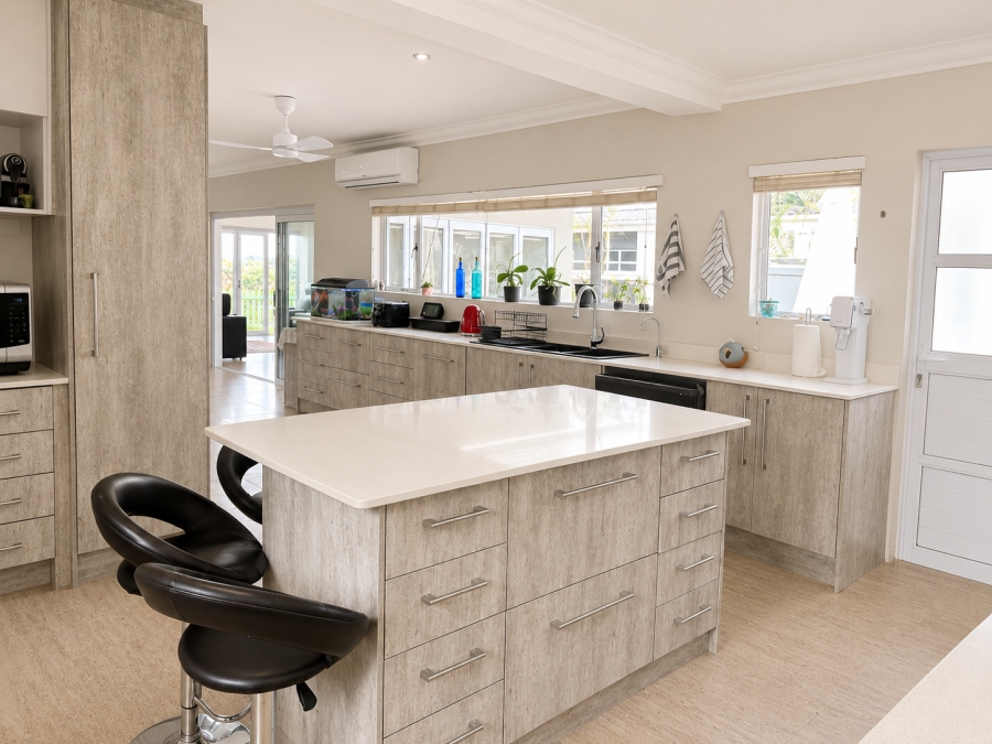 5 Bedroom Property for Sale in Beverley Hills KwaZulu-Natal