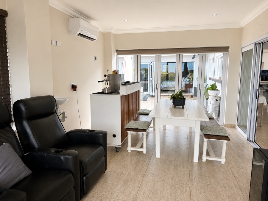 5 Bedroom Property for Sale in Beverley Hills KwaZulu-Natal