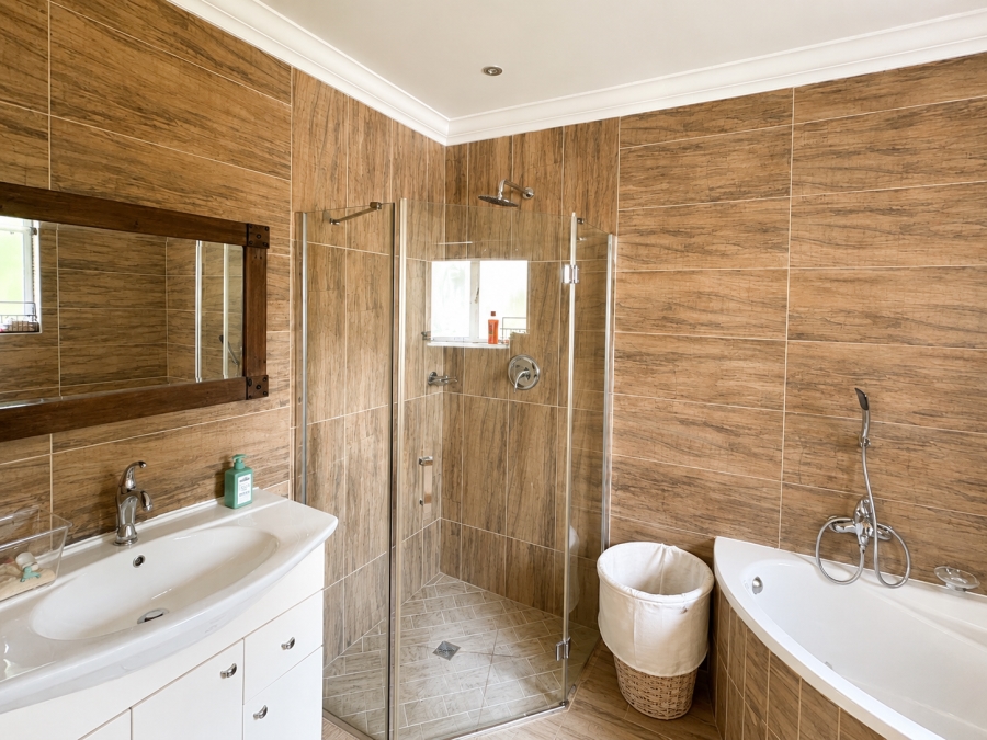 5 Bedroom Property for Sale in Beverley Hills KwaZulu-Natal