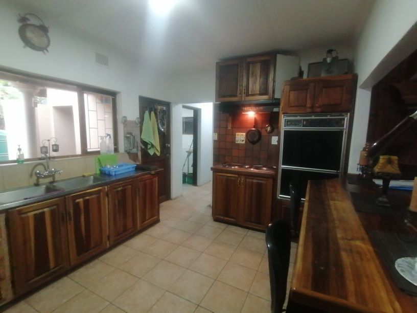 4 Bedroom Property for Sale in Panorama KwaZulu-Natal